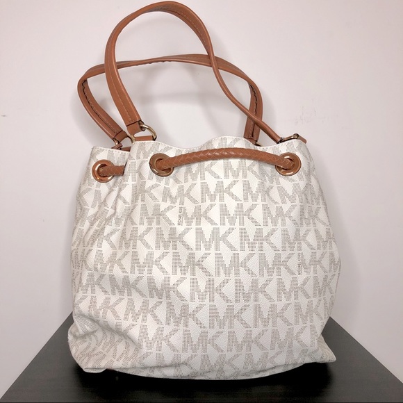 Michael Kors Jet Set Large Gathered Tote Bag - Picture 3 of 15